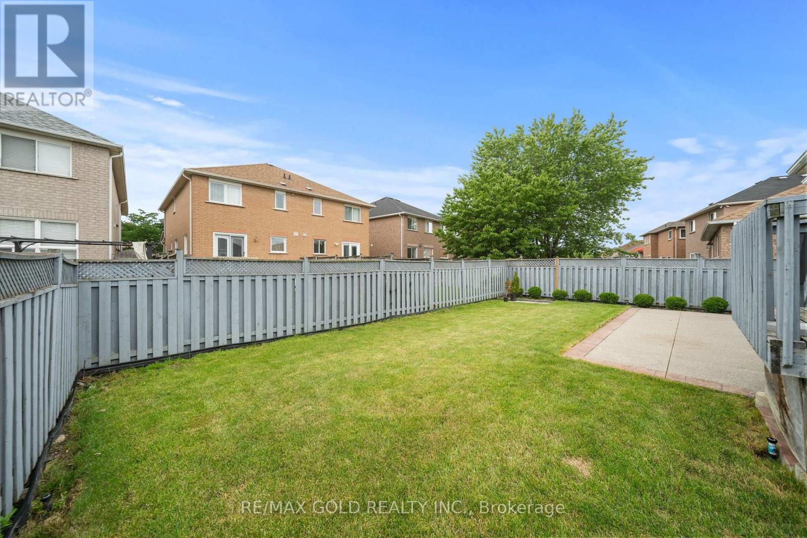 24 FLETCHERS CREEK BOULEVARD - 43