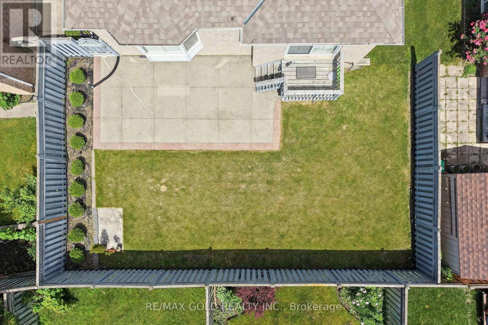 24 FLETCHERS CREEK BOULEVARD - 45