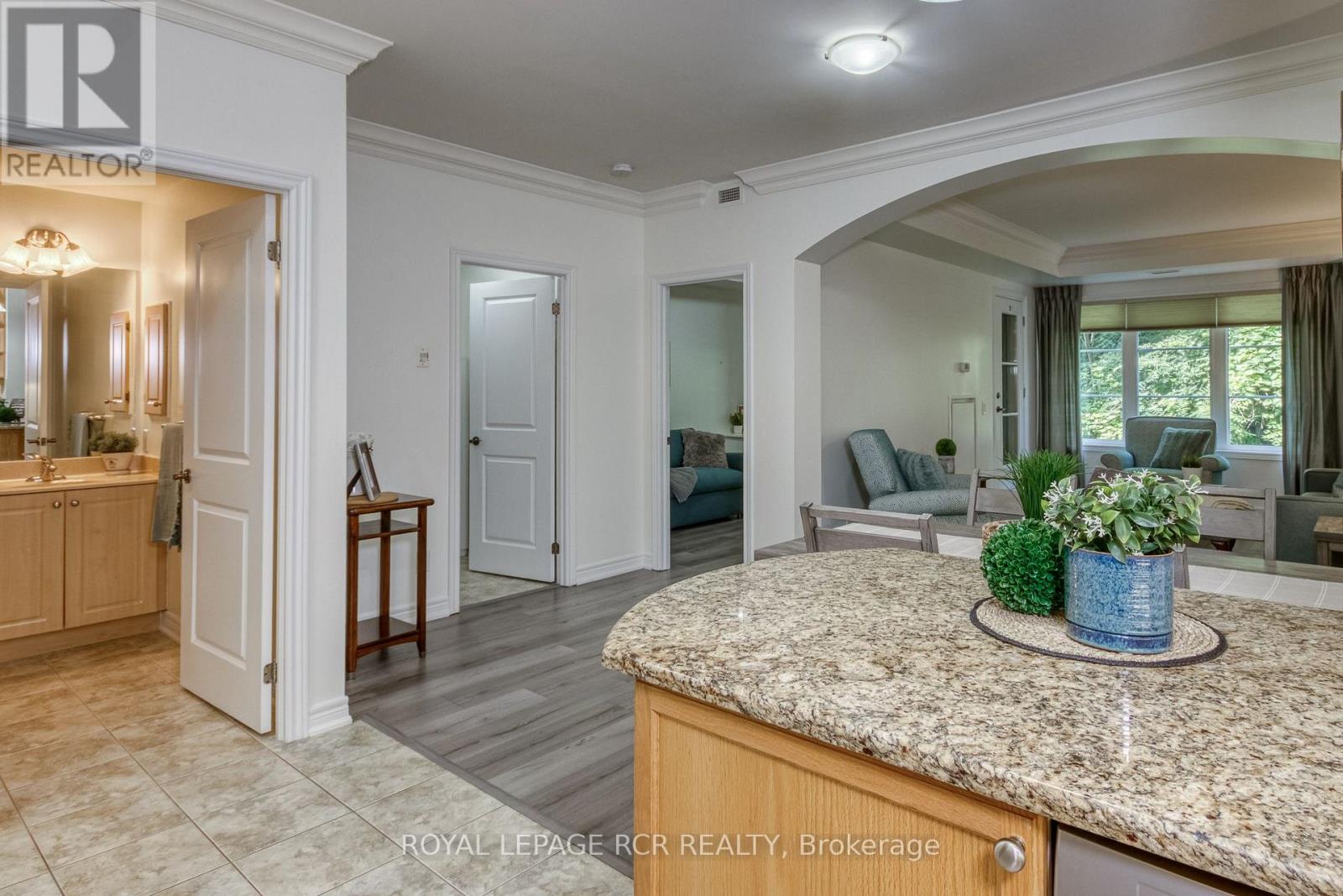 #213 60 ANN STREET - Image 11