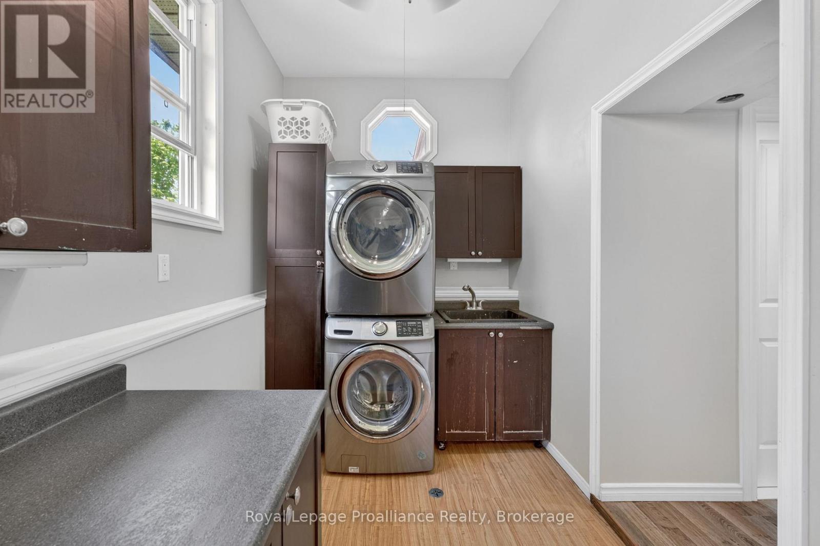 57 PEARL STREET - Image 24