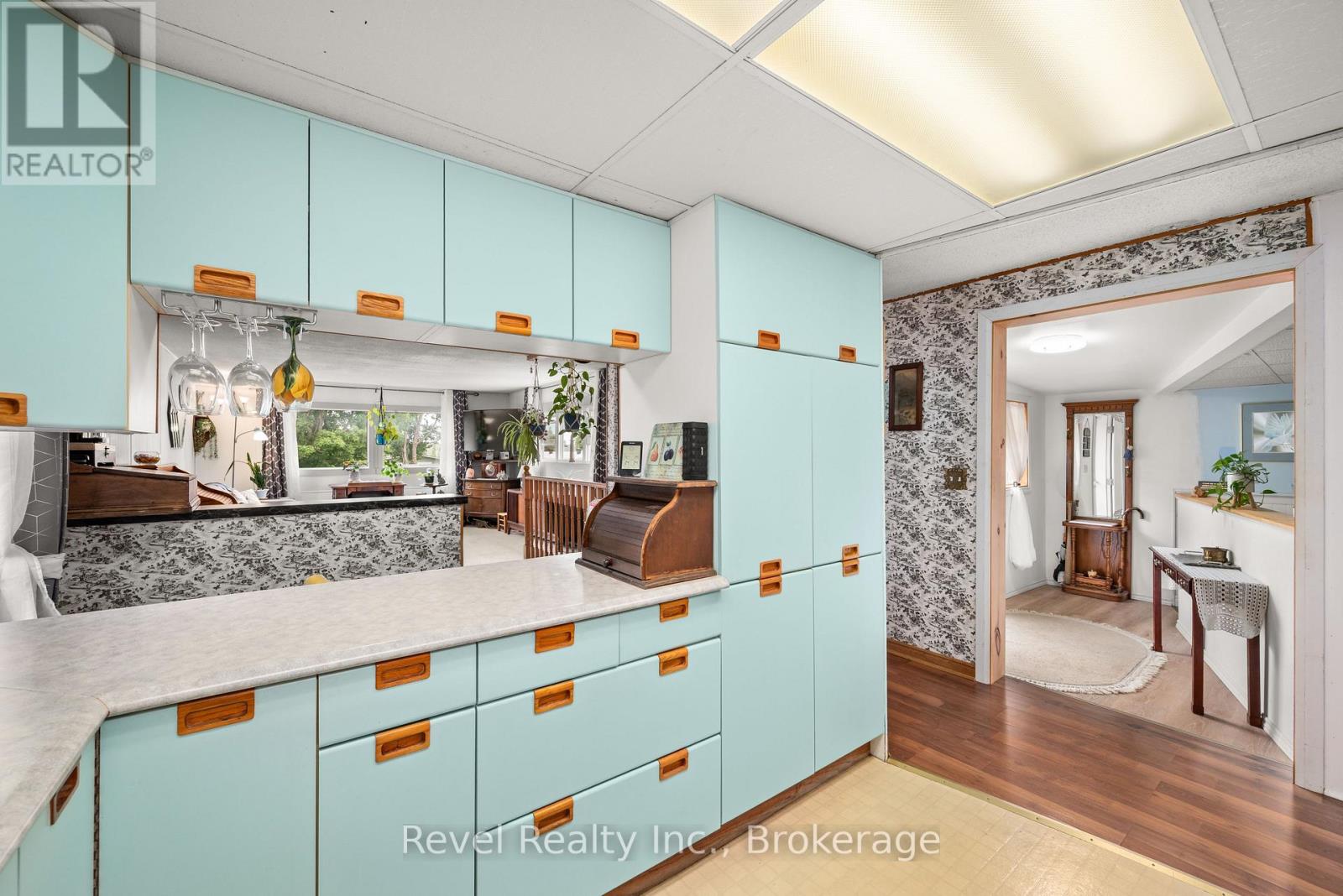 4 HOMEWOOD AVENUE - 11