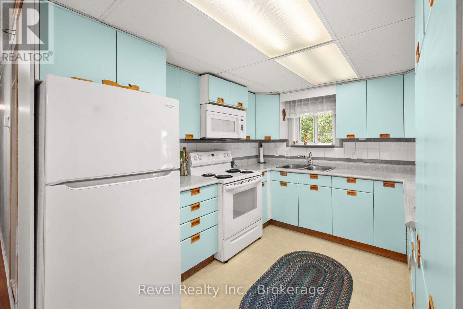 4 HOMEWOOD AVENUE - 12
