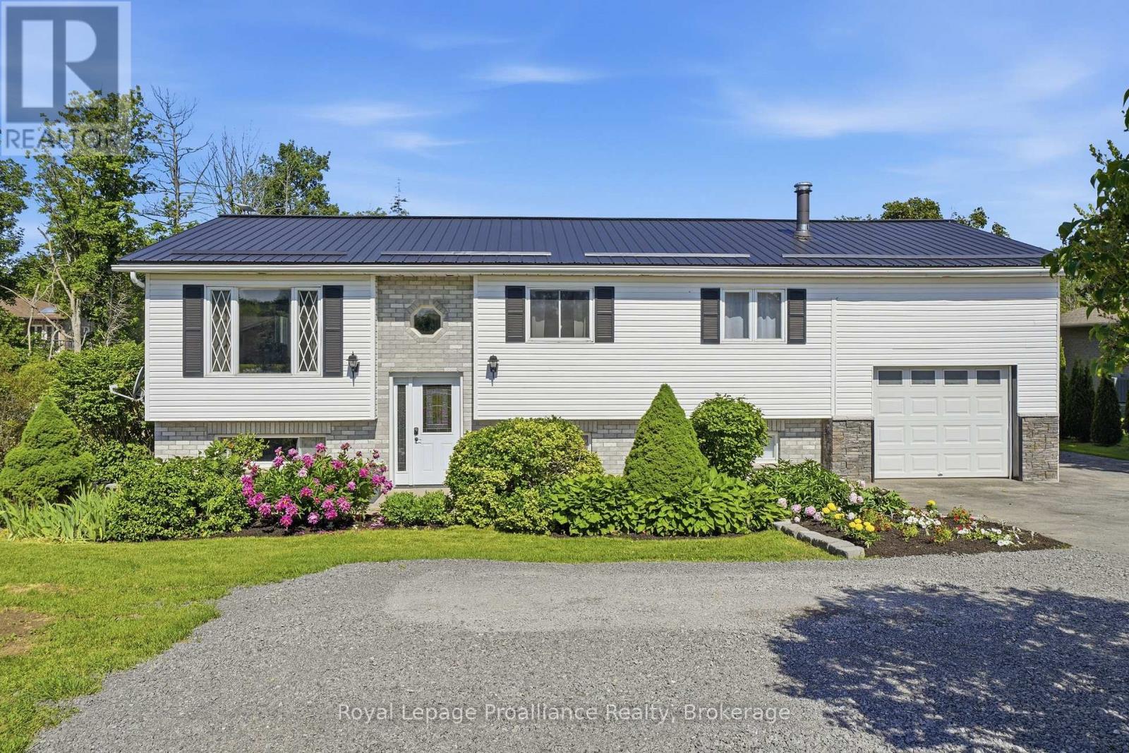 13 FORESTER DRIVE - 2