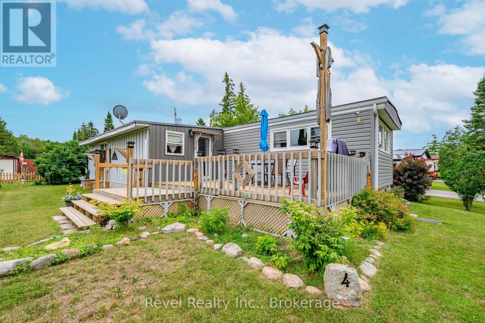 4 HOMEWOOD AVENUE - 2