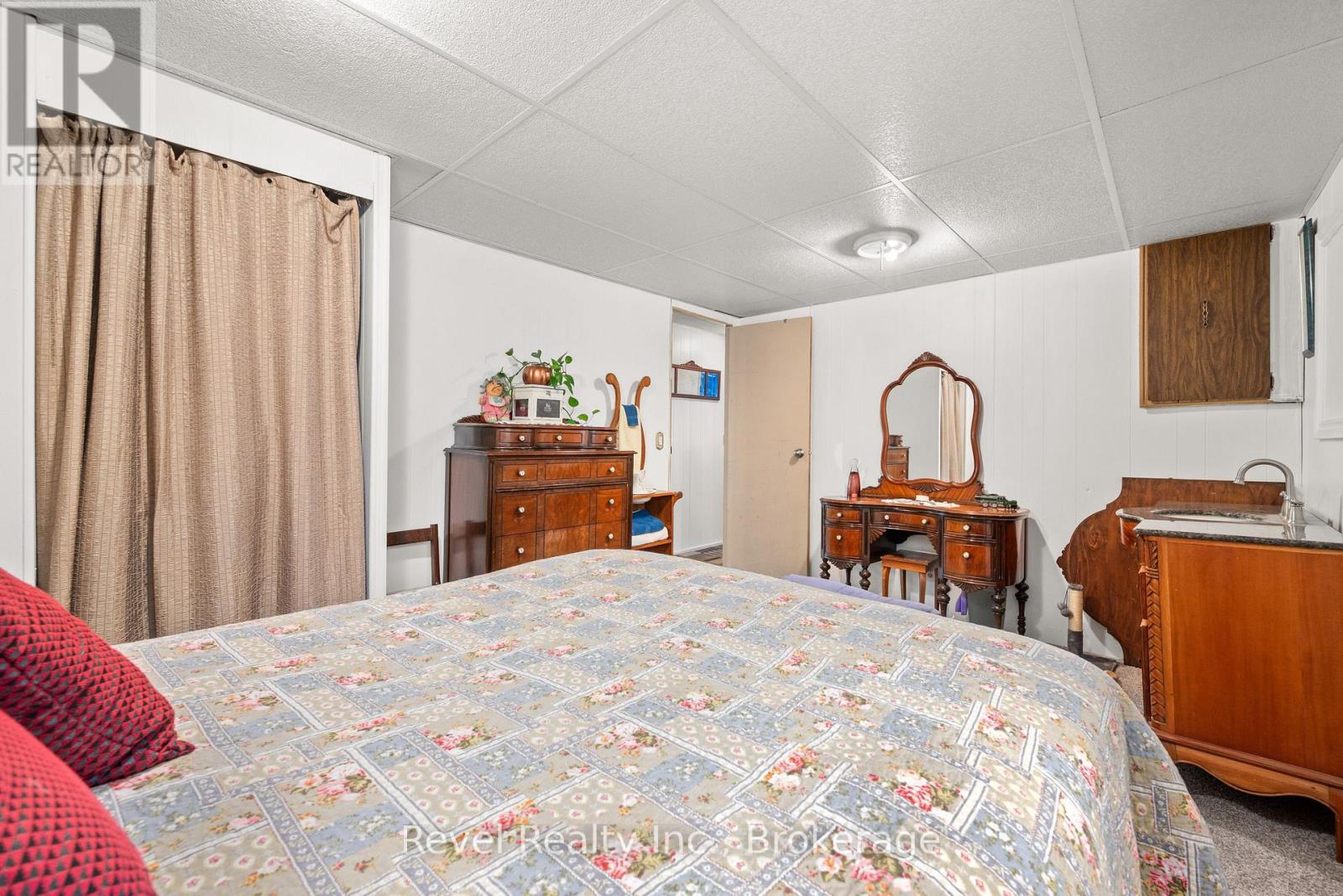 4 HOMEWOOD AVENUE - 22