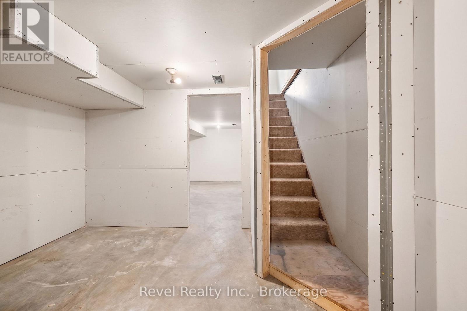 4 HOMEWOOD AVENUE - 29