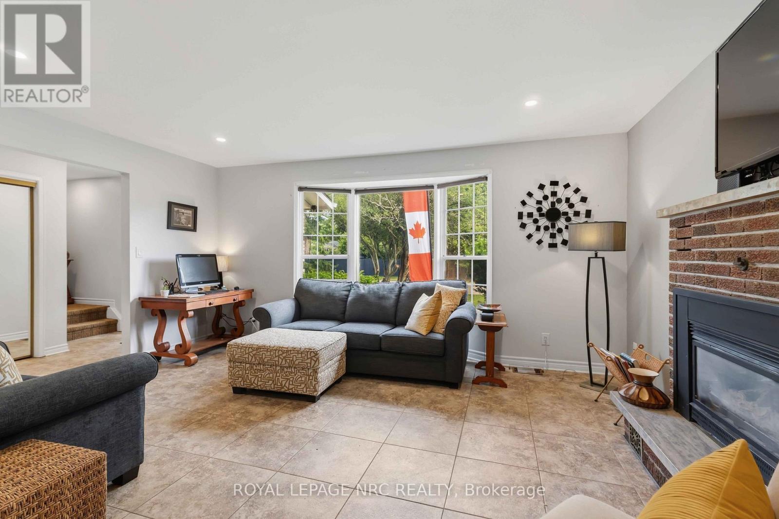 25 ST GEORGE COURT - 15