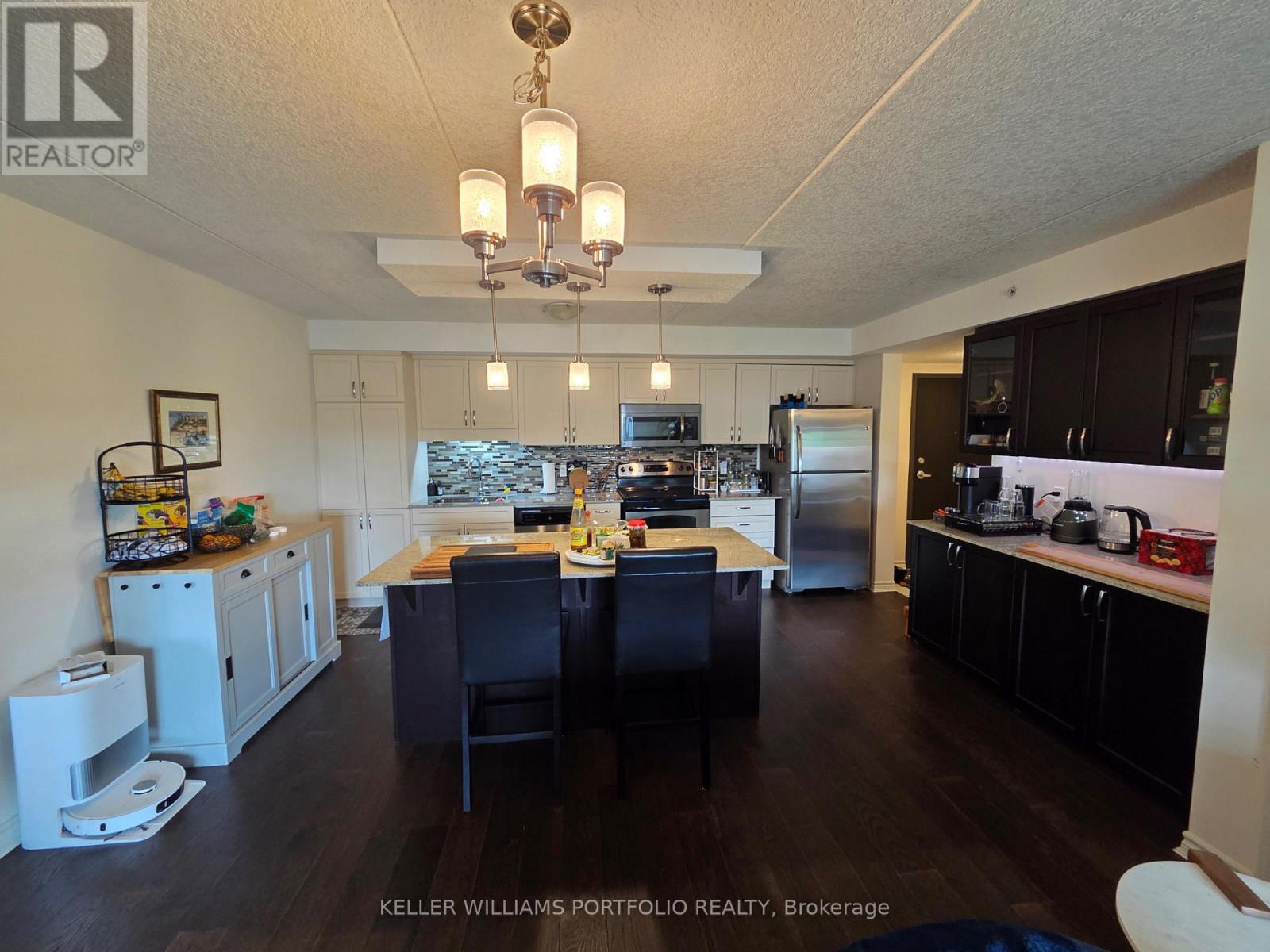 604 - 776 LAURELWOOD DRIVE — photo 3