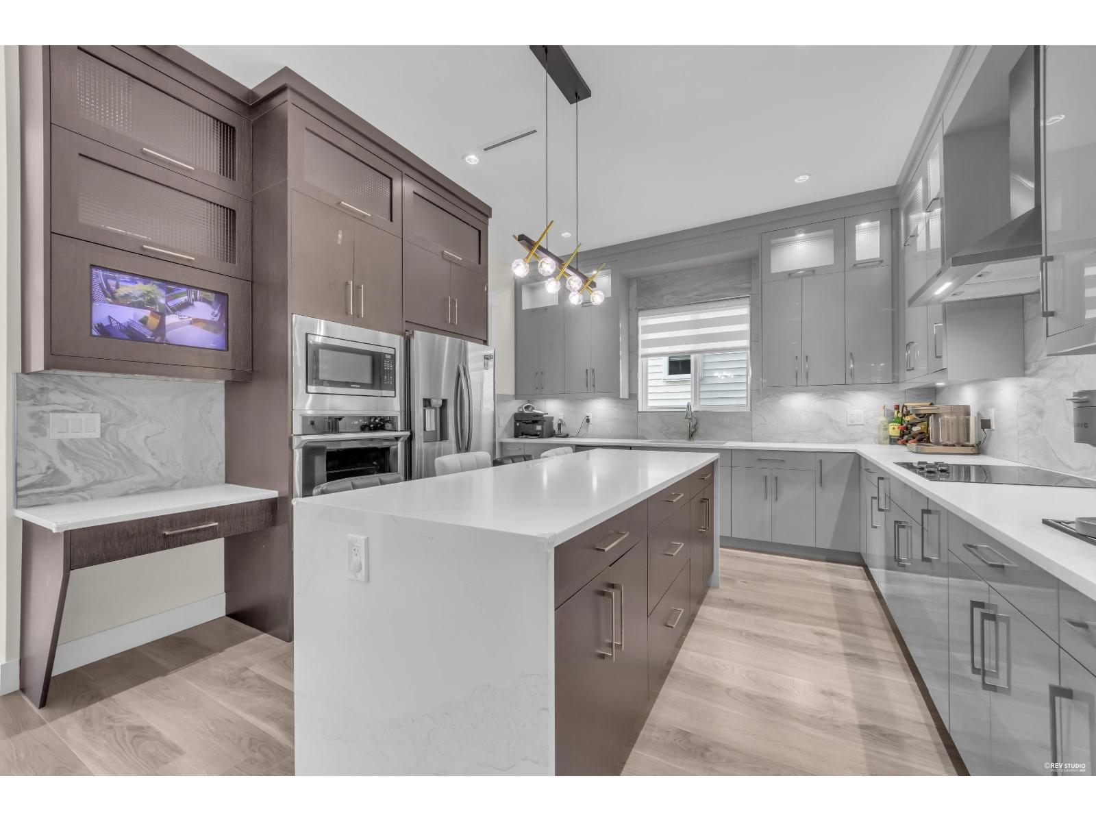 7068 194 STREET, Surrey