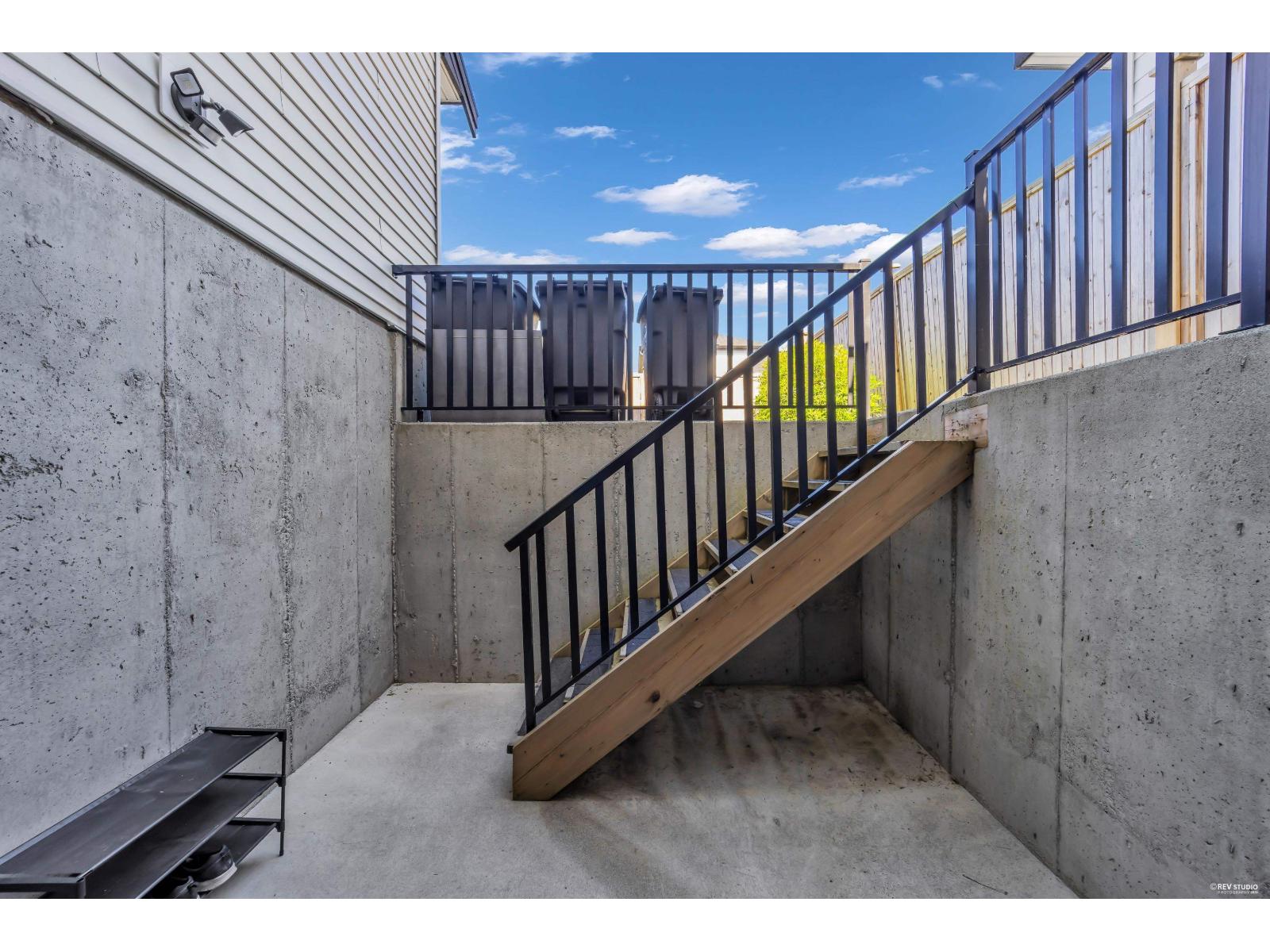 7068 194 STREET, Surrey