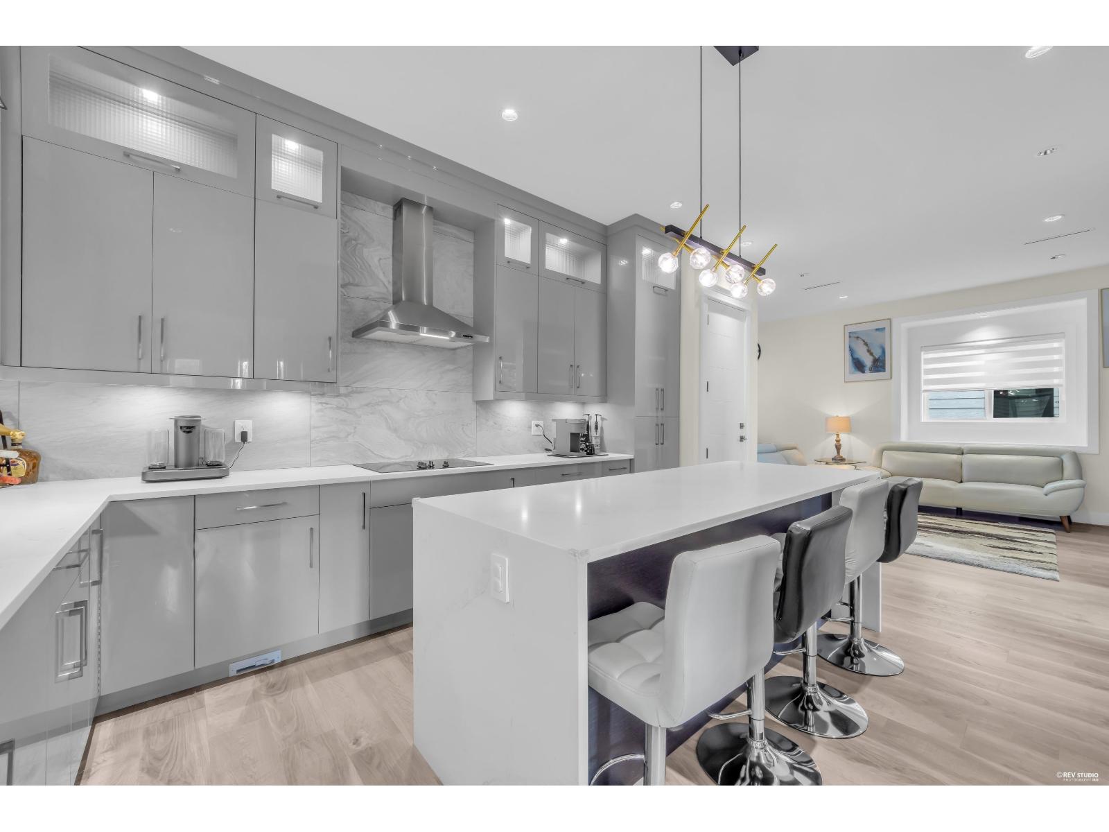 7068 194 STREET, Surrey