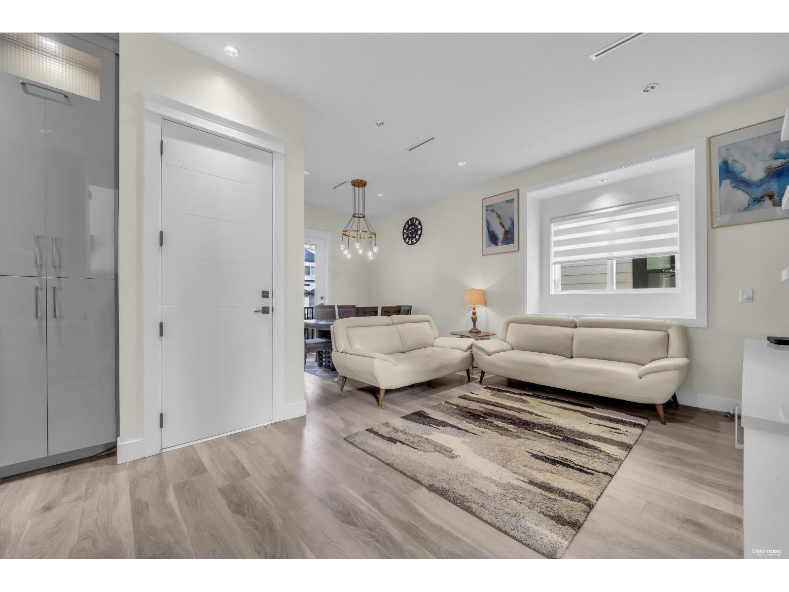 7068 194 STREET, Surrey