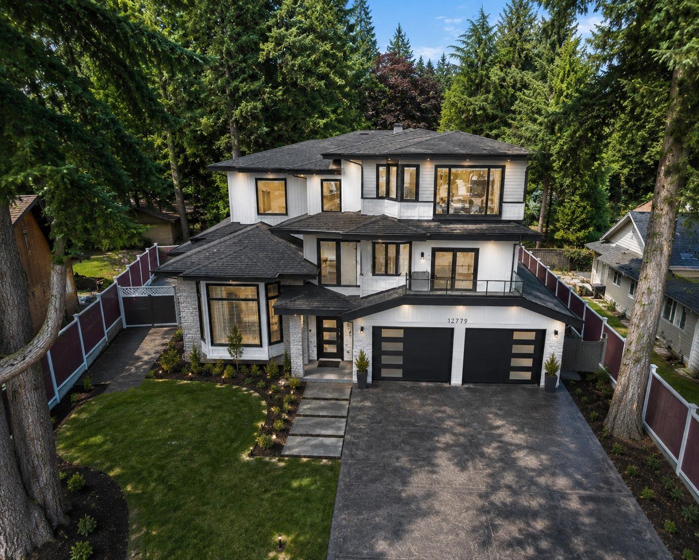 12779 DRUMMOND PLACE, Surrey
