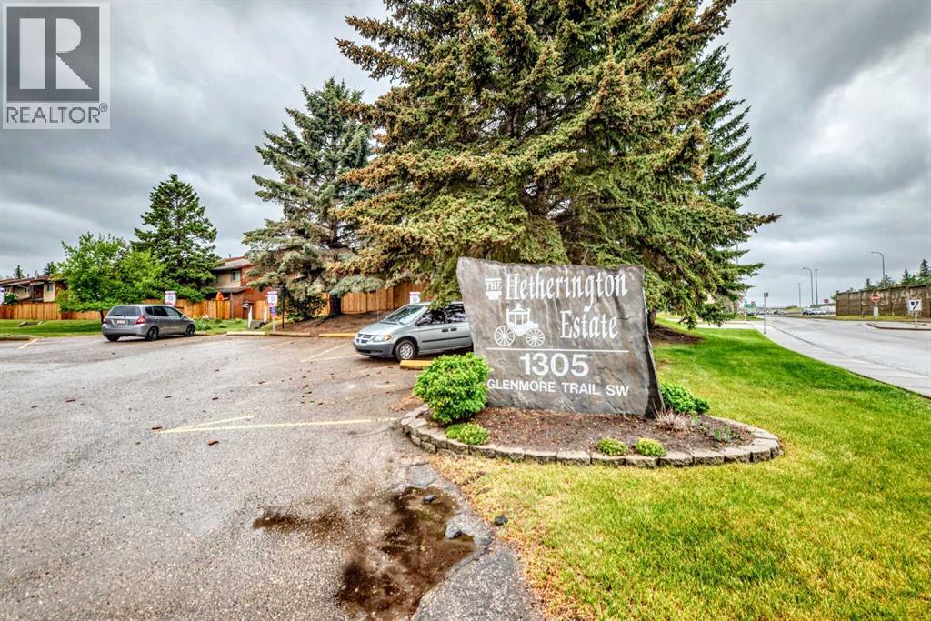 #444 1305 Glenmore Trail SW - 1