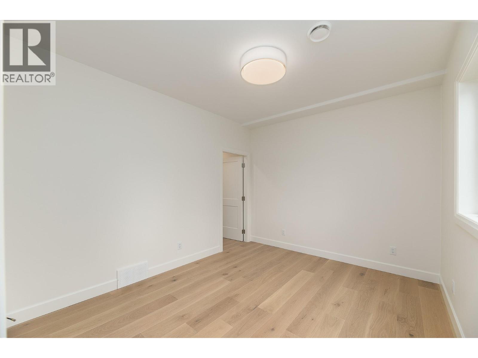 1502 Laidlaw Street - 17
