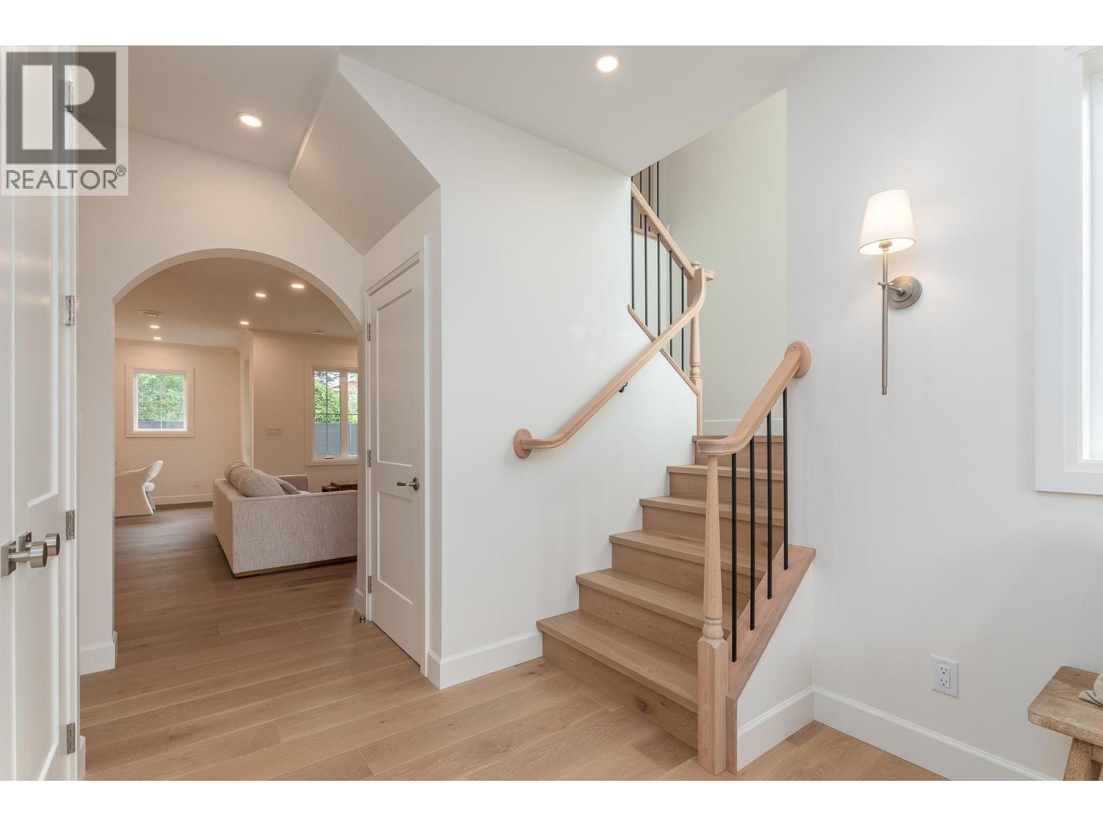 1502 Laidlaw Street - 4