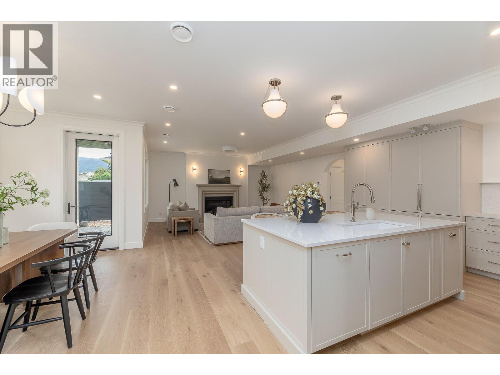 1502 Laidlaw Street - 19