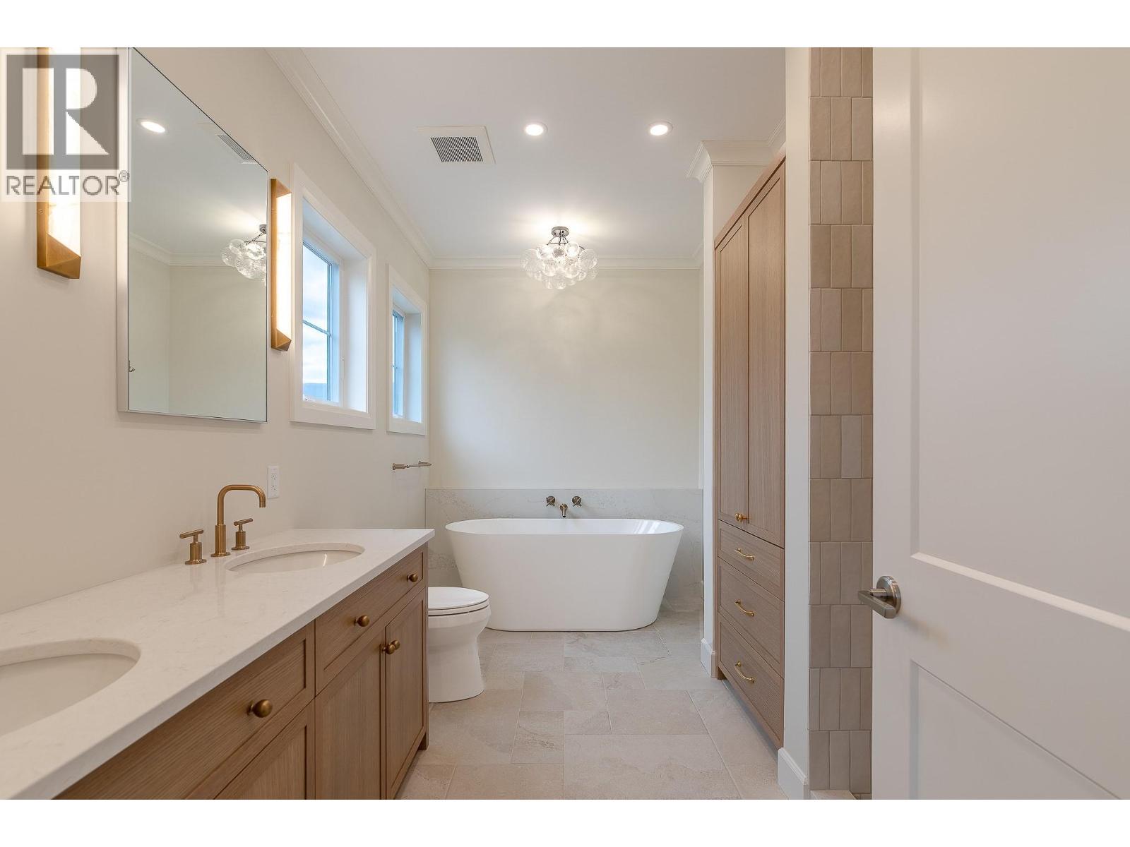 1502 Laidlaw Street - 33