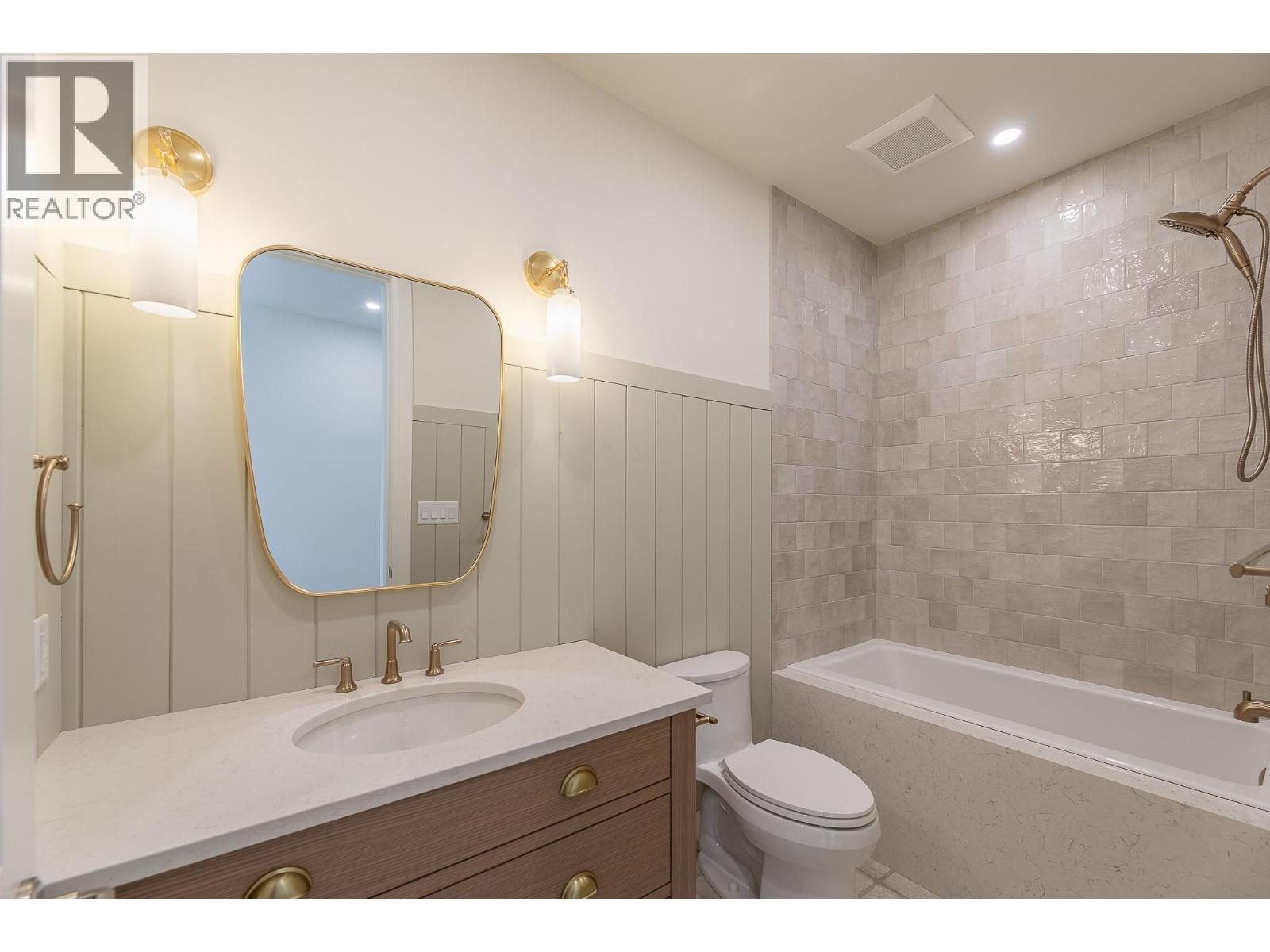 1502 Laidlaw Street - 26