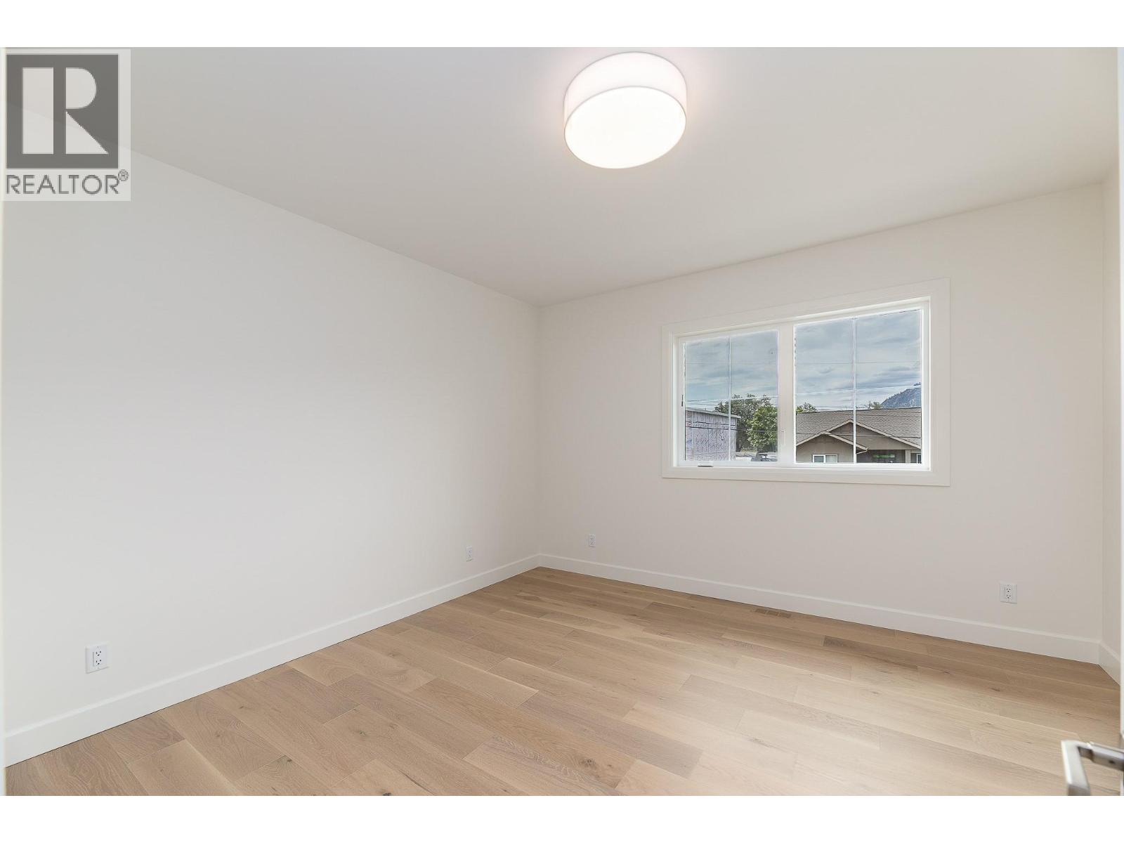 1502 Laidlaw Street - 27
