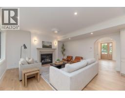Foyer - 1502 Laidlaw Street, Summerland, BC V0H1Z9 Photo 14