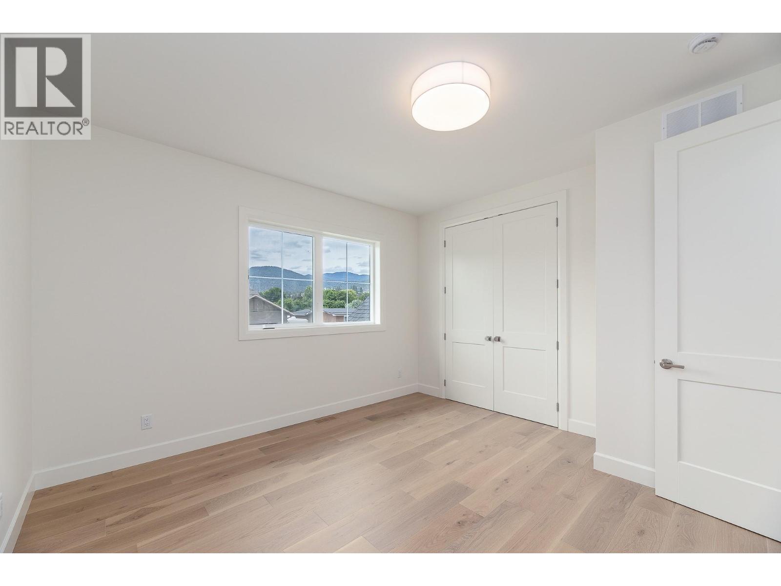 1502 Laidlaw Street - 28