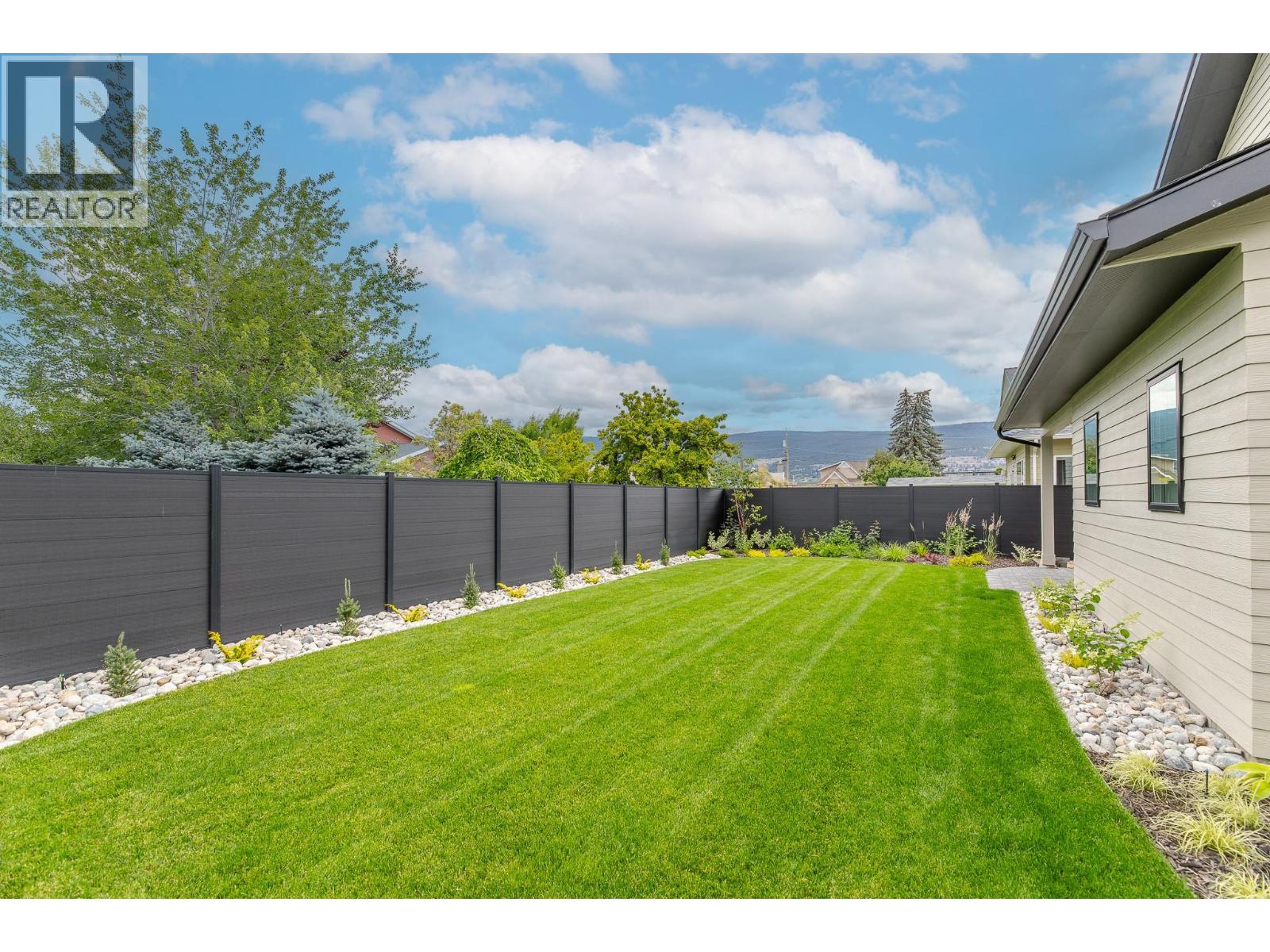 1502 Laidlaw Street - 44