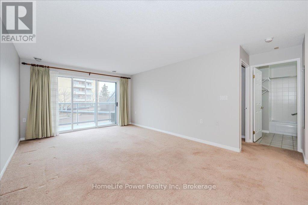 #307 685 WOOLWICH STREET - 11