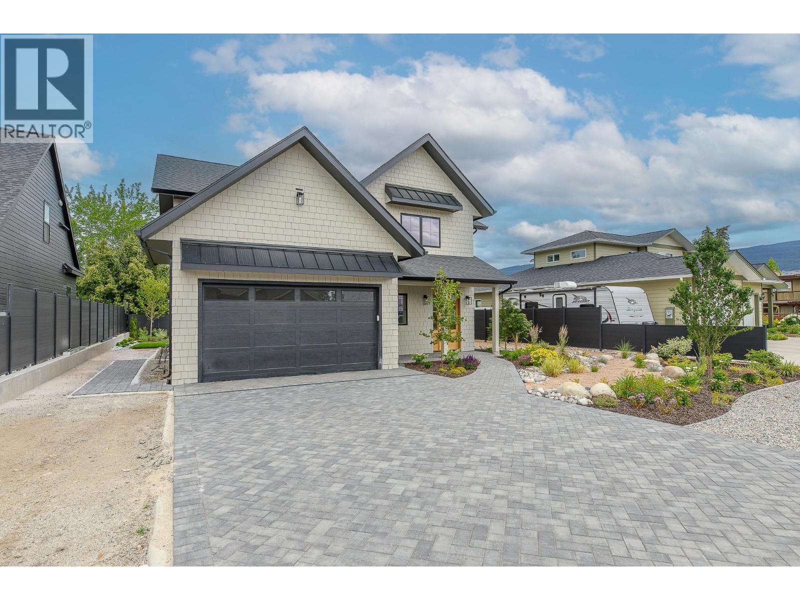 1502 Laidlaw Street - 46