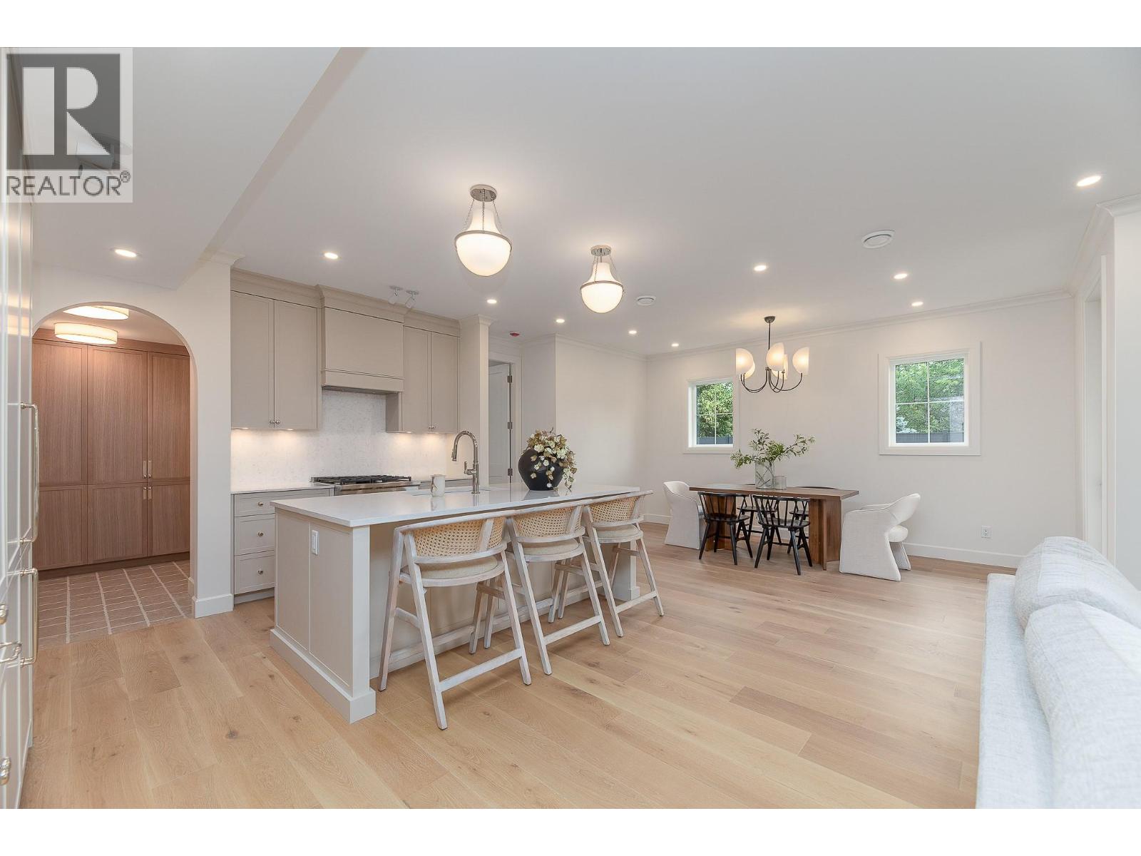 1502 Laidlaw Street - 6