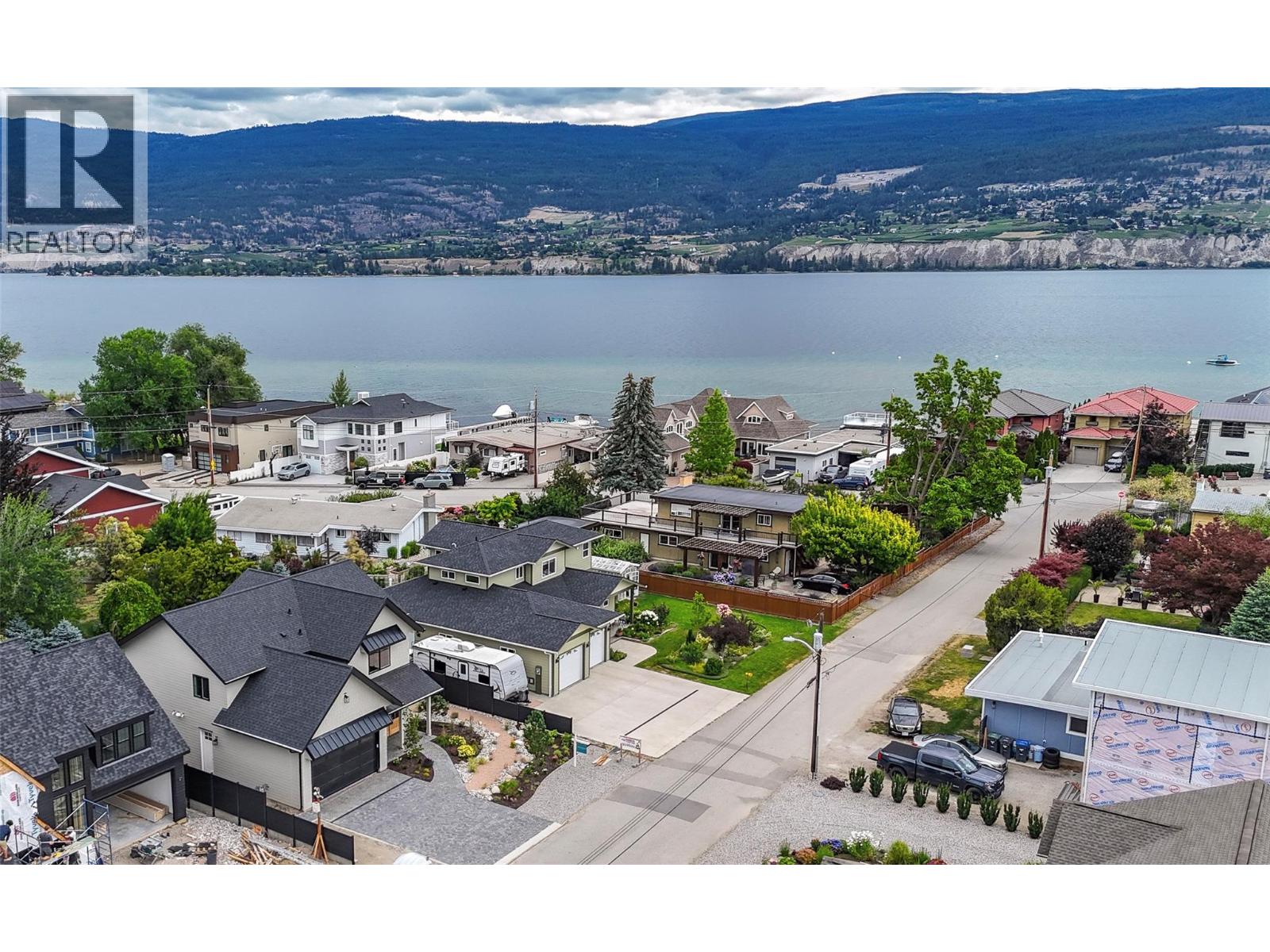 1502 Laidlaw Street - 2