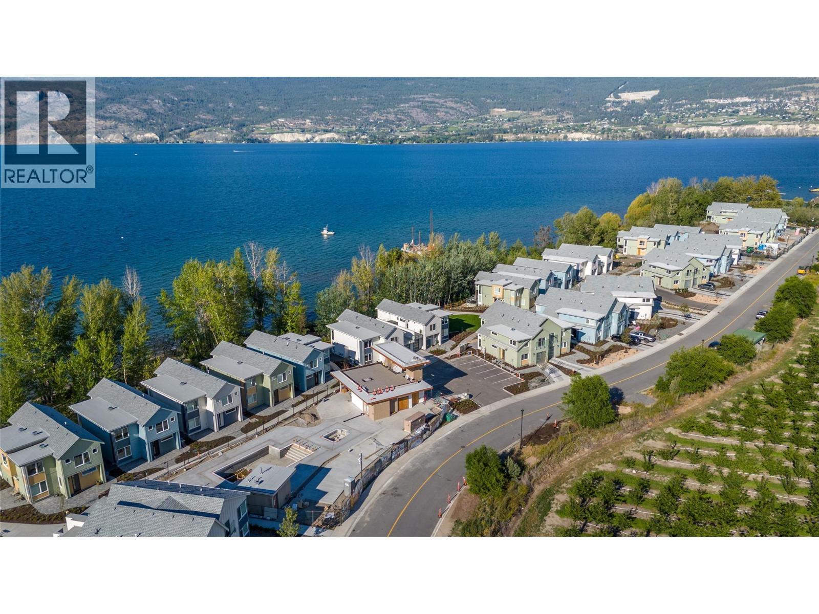 3120 Landry Crescent - 1