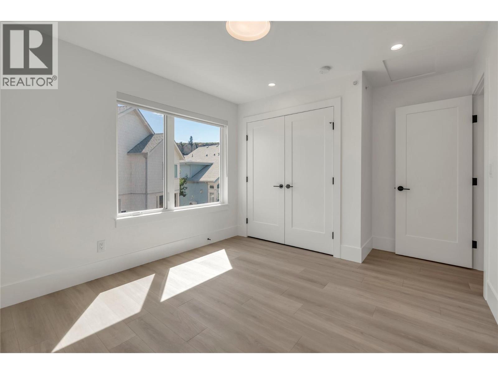 3120 Landry Crescent - 18