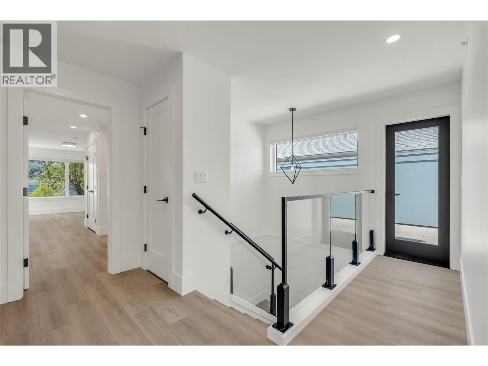 3120 Landry Crescent - 13