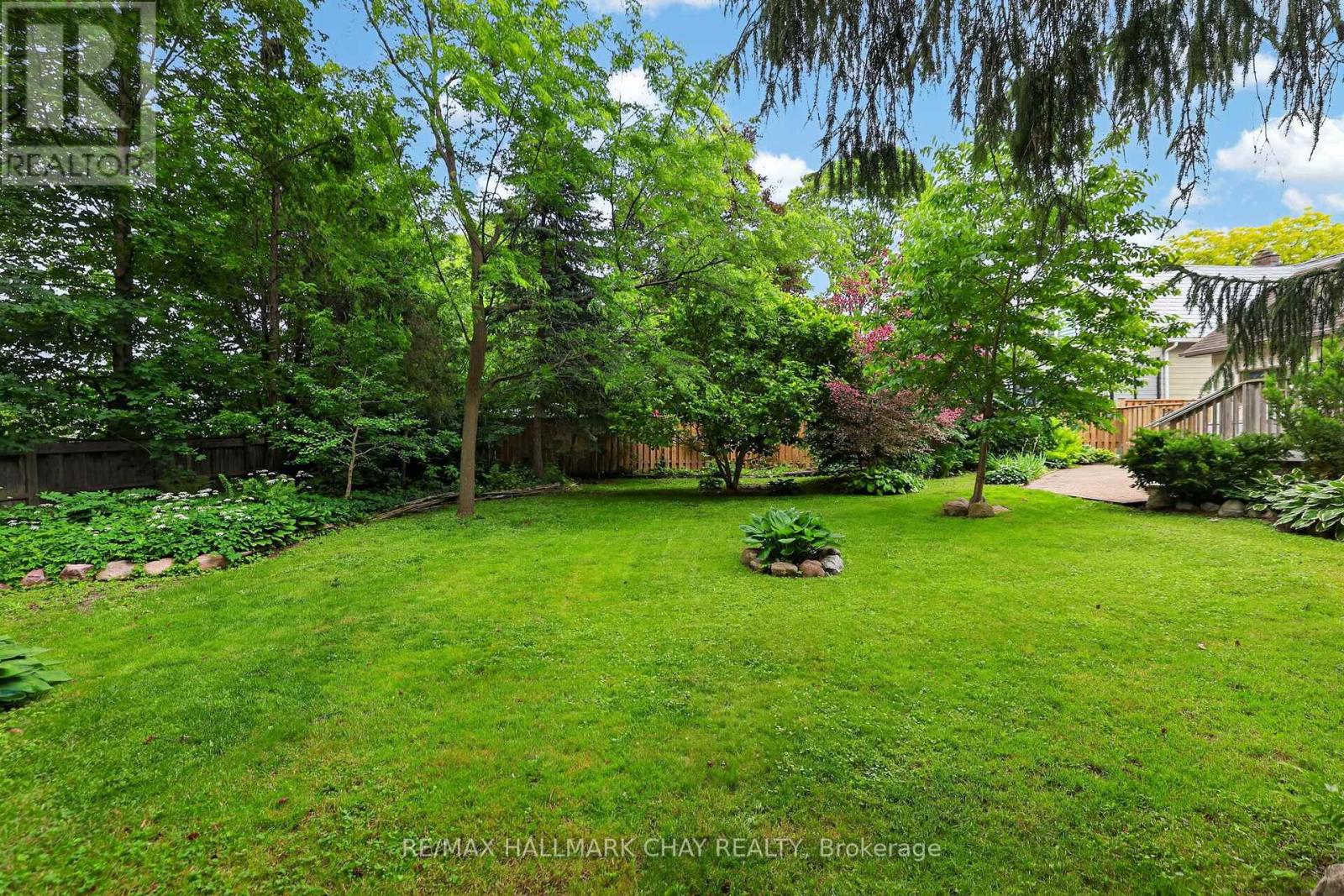 613 QUEEN STREET - Image 44