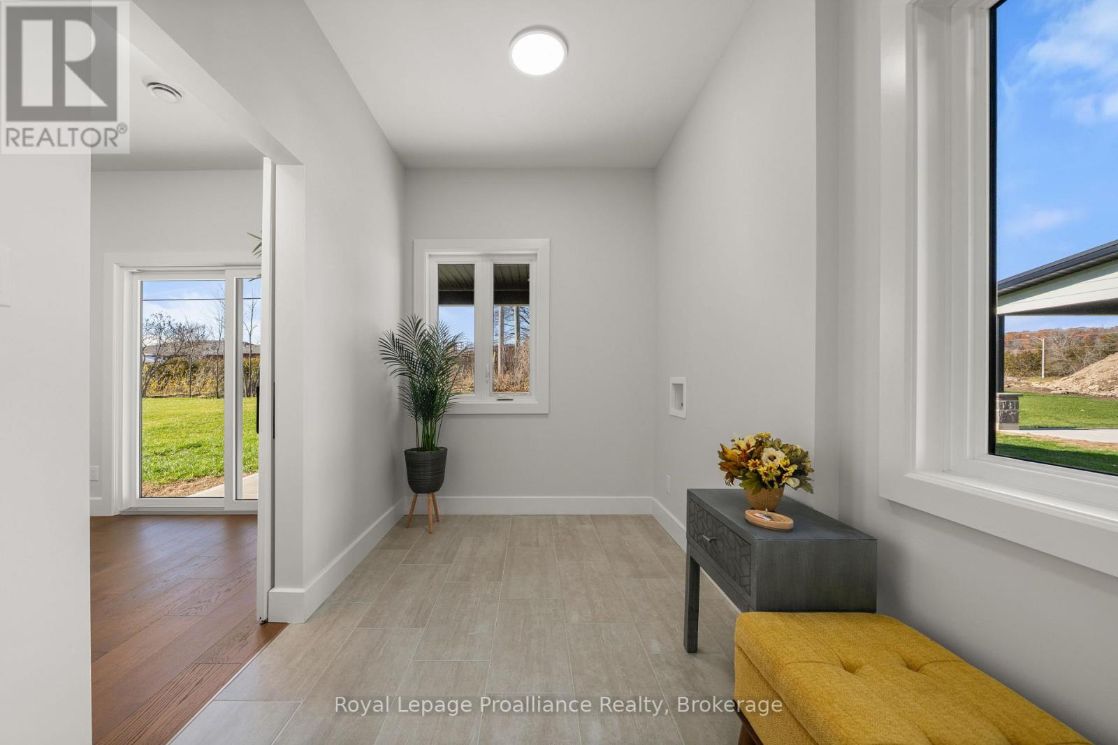 44 FRASER DRIVE - 16
