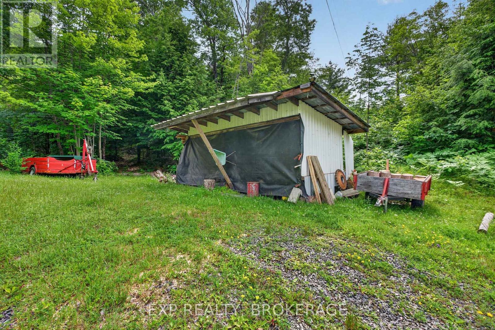 1058 PERRY ROAD - 28