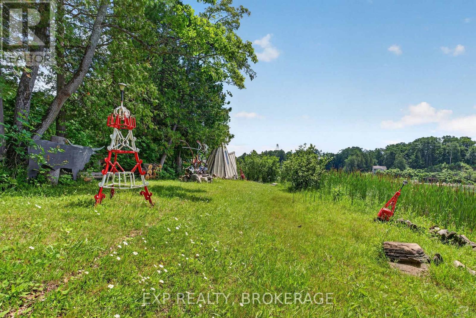 1058 PERRY ROAD - 40