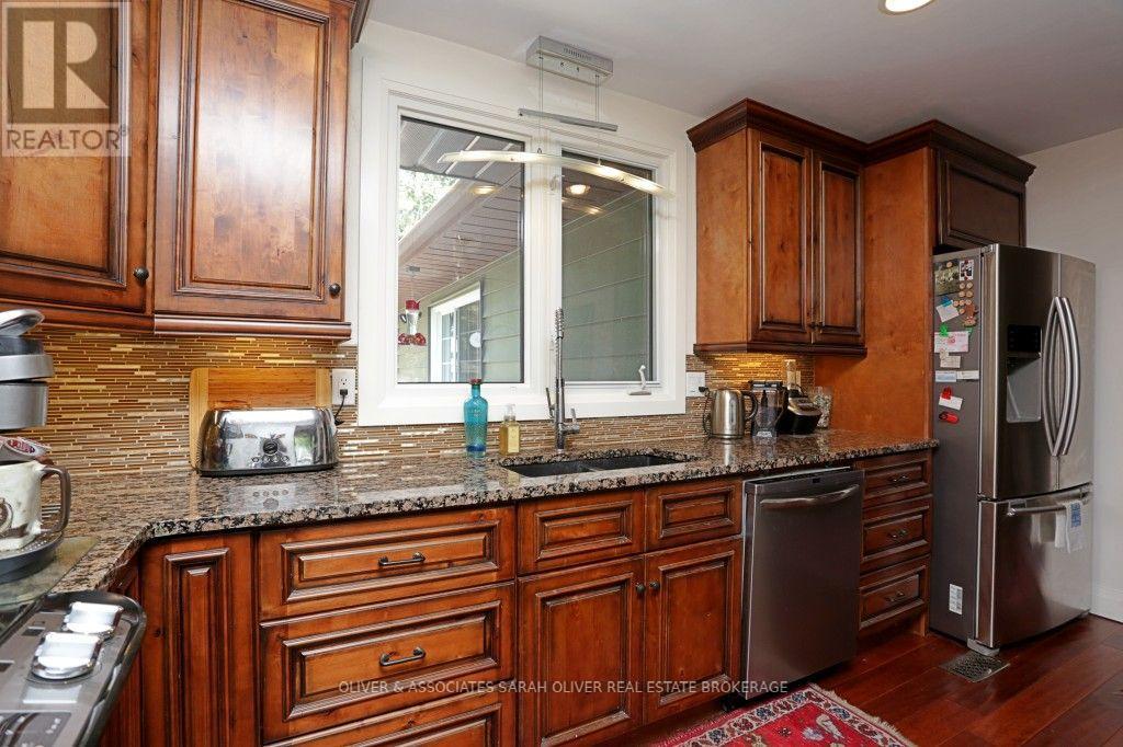 10156 PORT FRANKS ESTATE DRIVE - 17