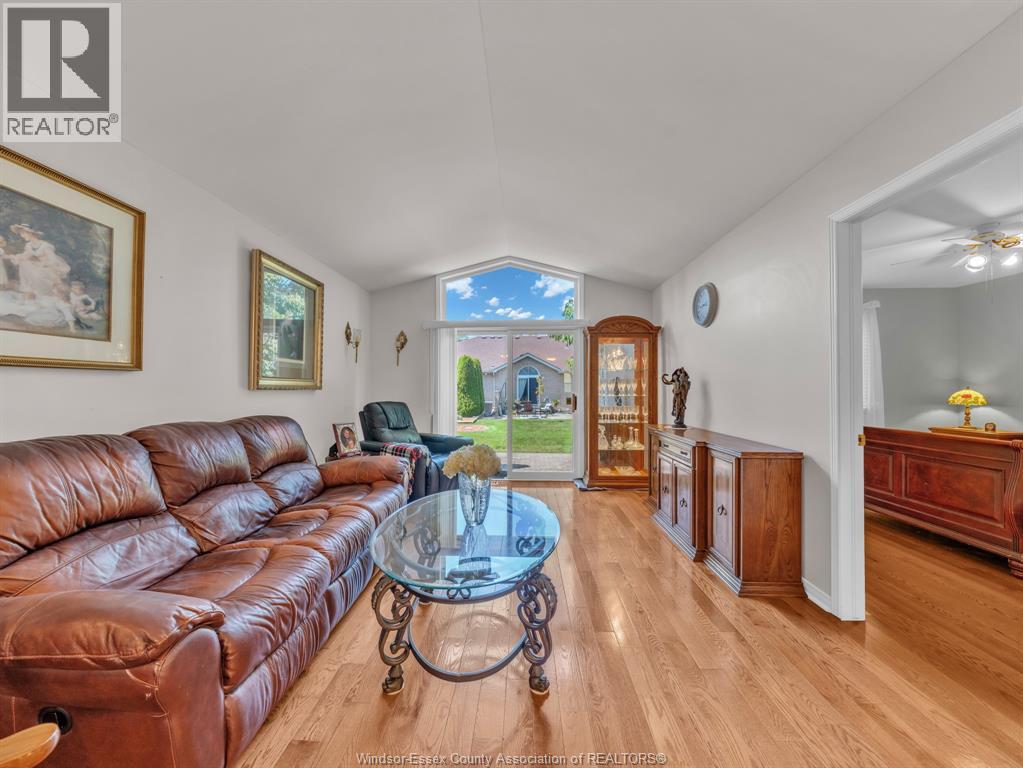 4568 BROTHER'S COURT - 17