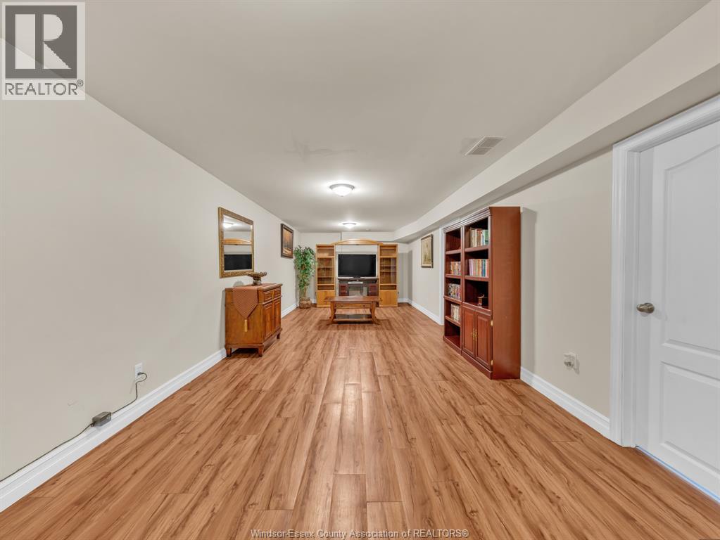 4568 BROTHER'S COURT - 29