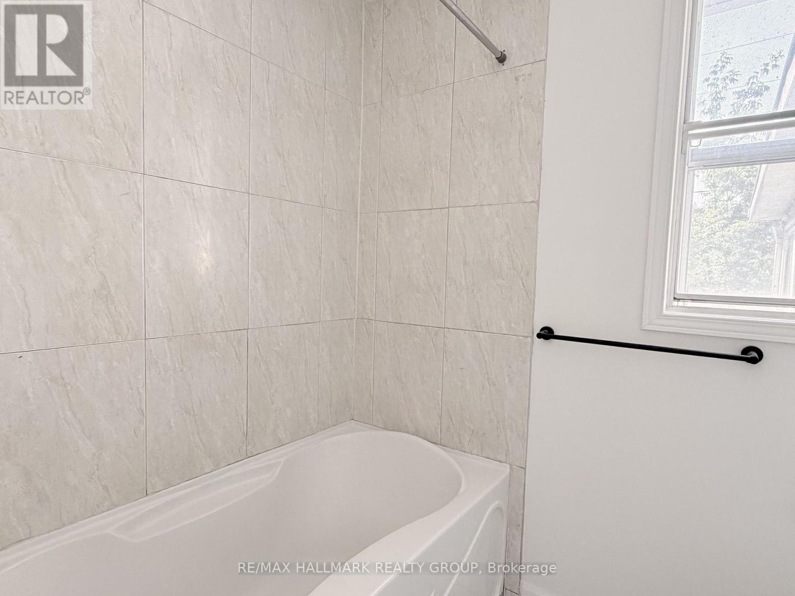 1262 BROOKLINE AVENUE, Ottawa. Luxury613. By Peter Sagos - Image 10