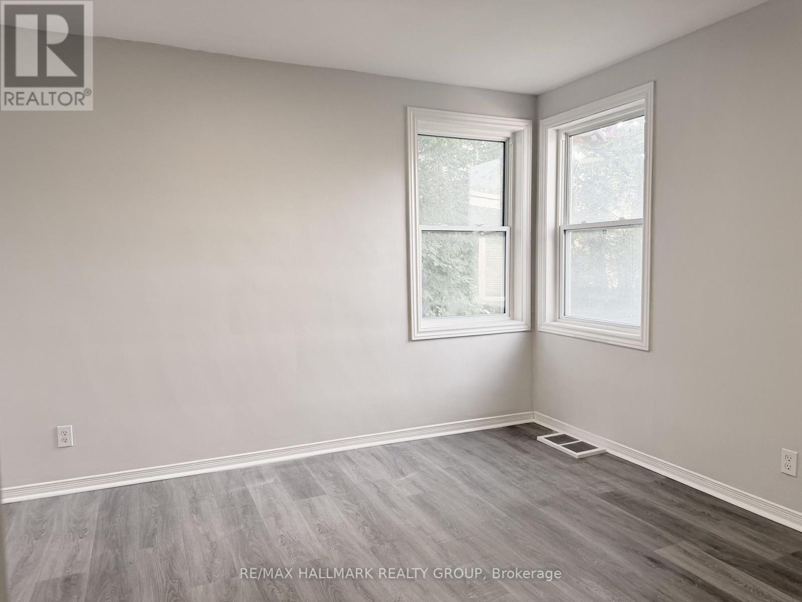 1262 BROOKLINE AVENUE, Ottawa. Luxury613. By Peter Sagos - Image 8