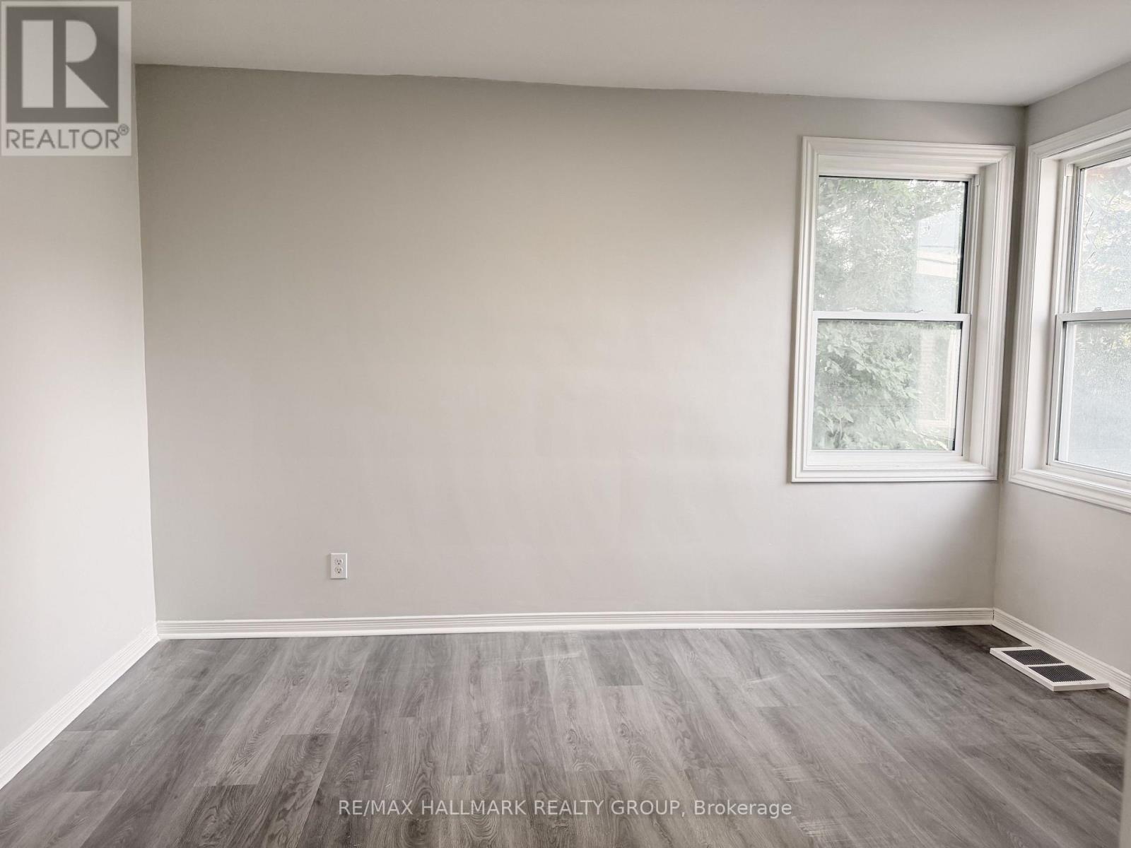 1262 BROOKLINE AVENUE, Ottawa. Luxury613. By Peter Sagos - Image 9