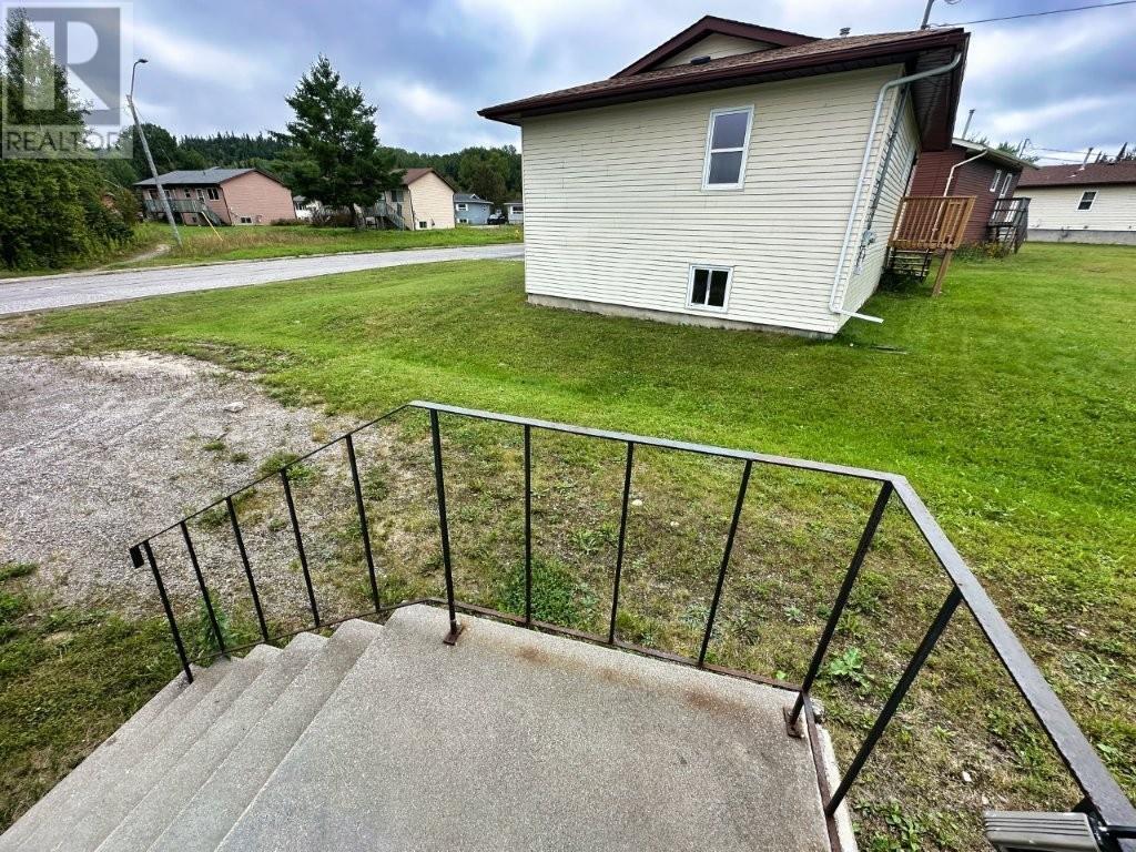151 Harkness Street - 39