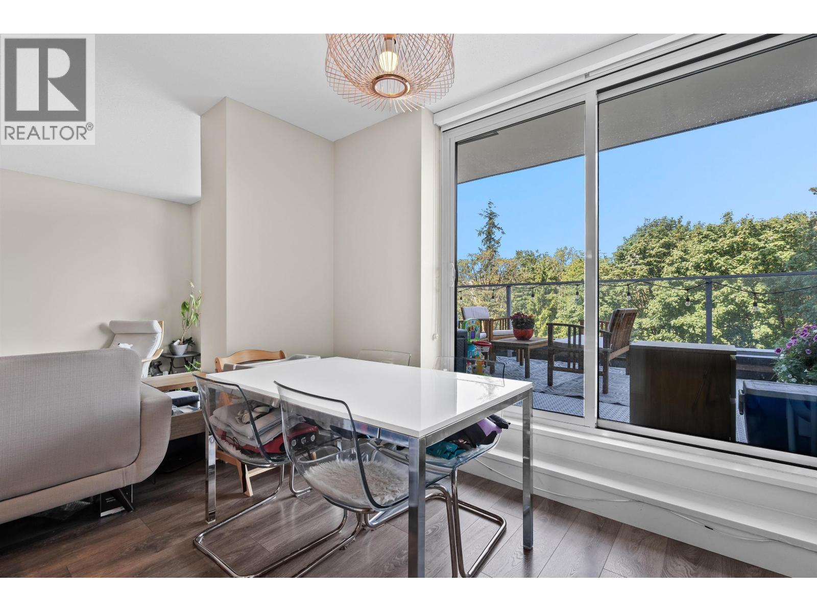 608 680 SEYLYNN CRESCENT, North Vancouver
