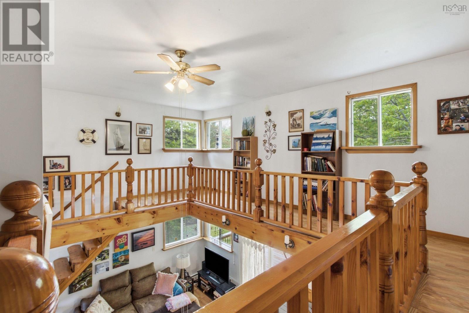 11 Cove Road - 15