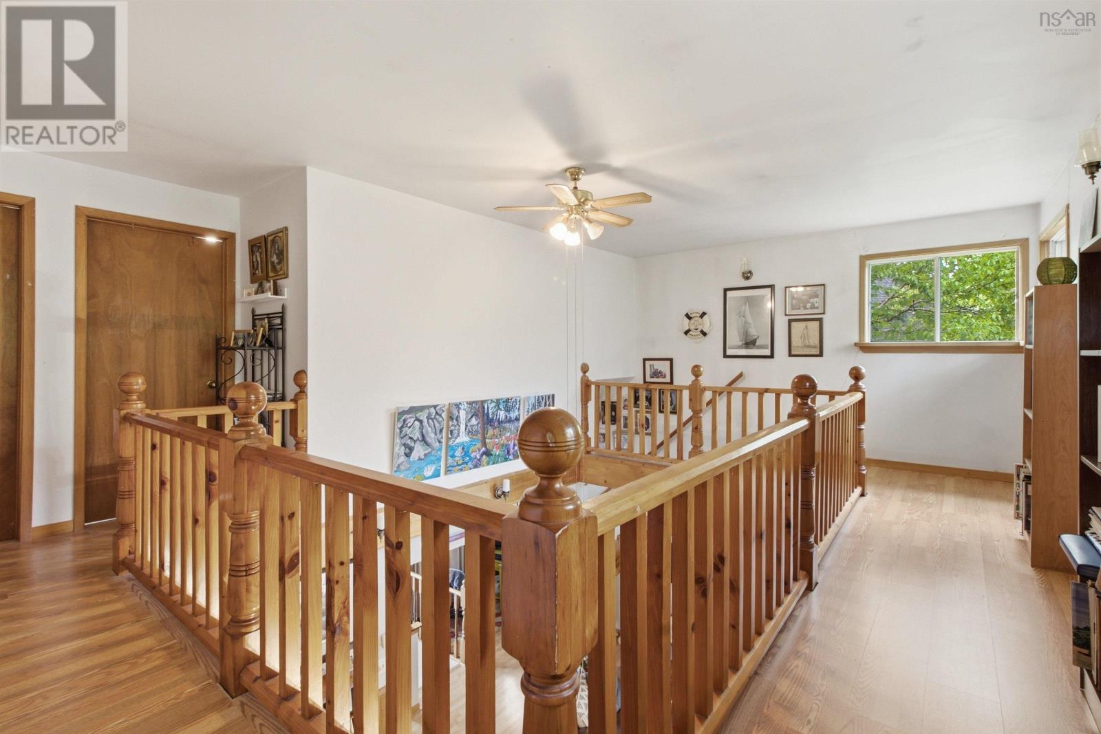 11 Cove Road - 17