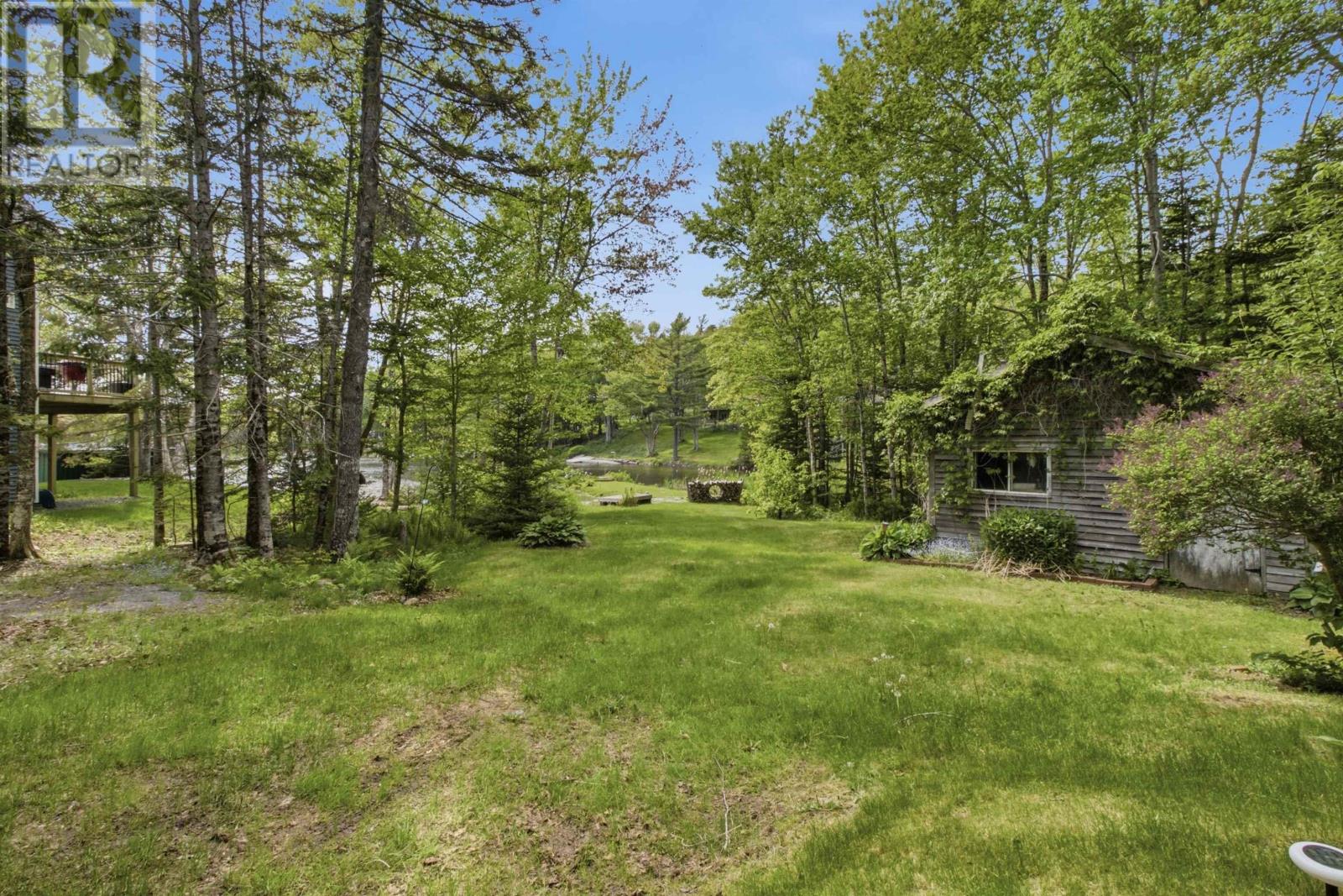 11 Cove Road - 32