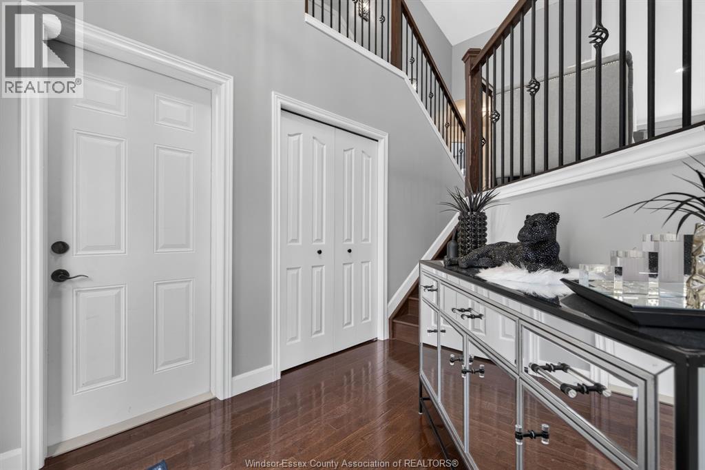 355 SACRED HEART DRIVE - 13